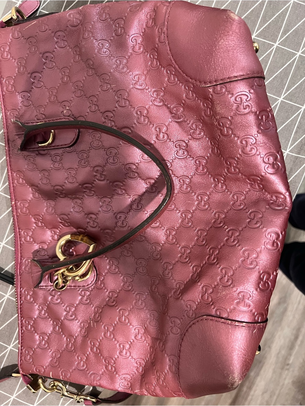 Gucci handbag —final sale -see details